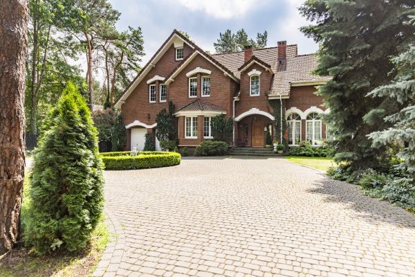 Driveway Brick Repair in Mankato